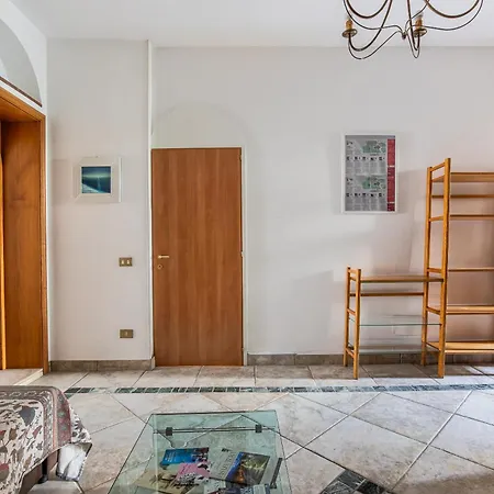 Very Near The Tower Homestay Pisa